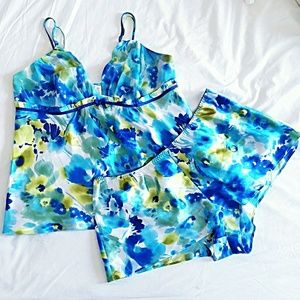 Gilligan & O'Malley Camisole and Shorts
